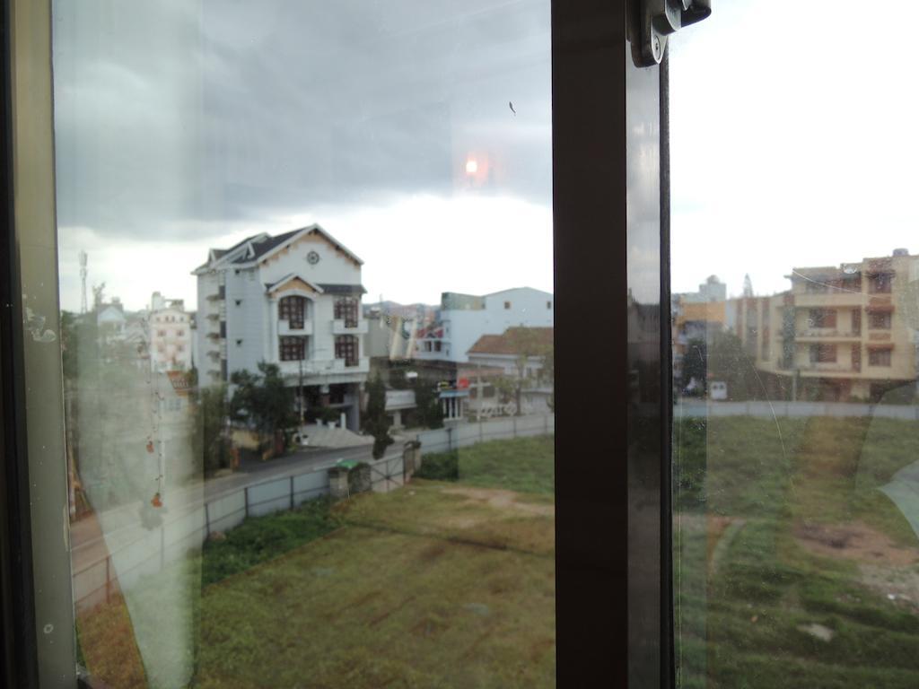 Hoang De Hotel Da Lat Exterior photo
